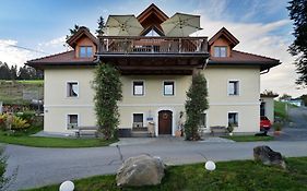 Little Farm Apartments